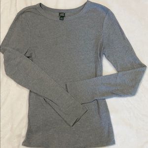 🛍💵 4/$25 Wild Fable long sleeved crew neck top